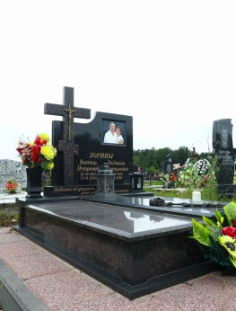 Памятник двойной 148